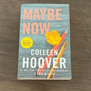 Colleen Hoover 'Maybe Now' Novel - Gray Cover
